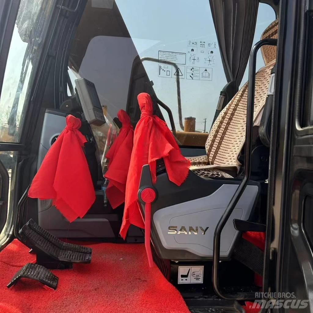 Sany 135C Верижен екскаватор