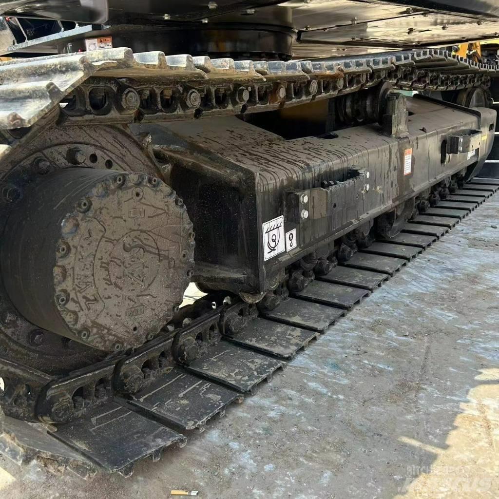Sany 135C Верижен екскаватор