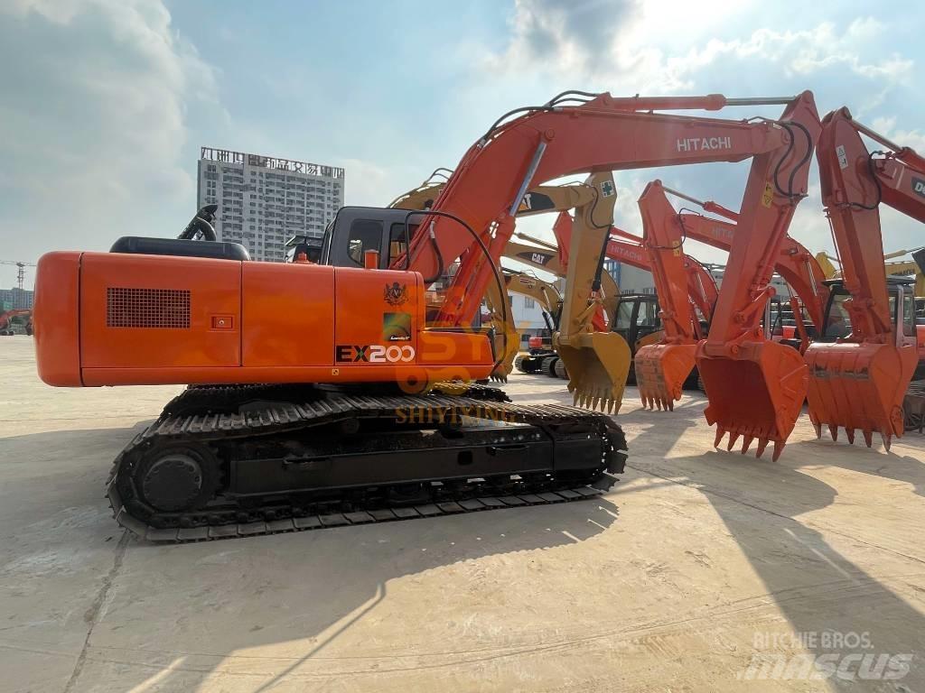 Hitachi EX 200 Верижен екскаватор