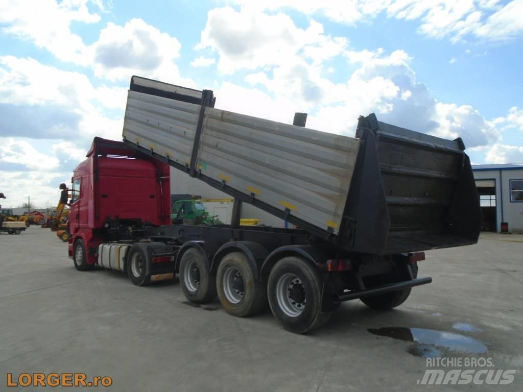  Schwarzmuller R420 Ремаркета фургони