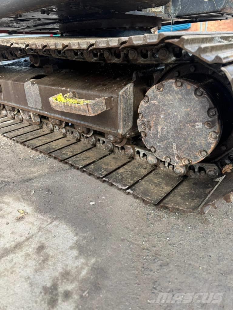 Hitachi ZX 135 US Верижен екскаватор