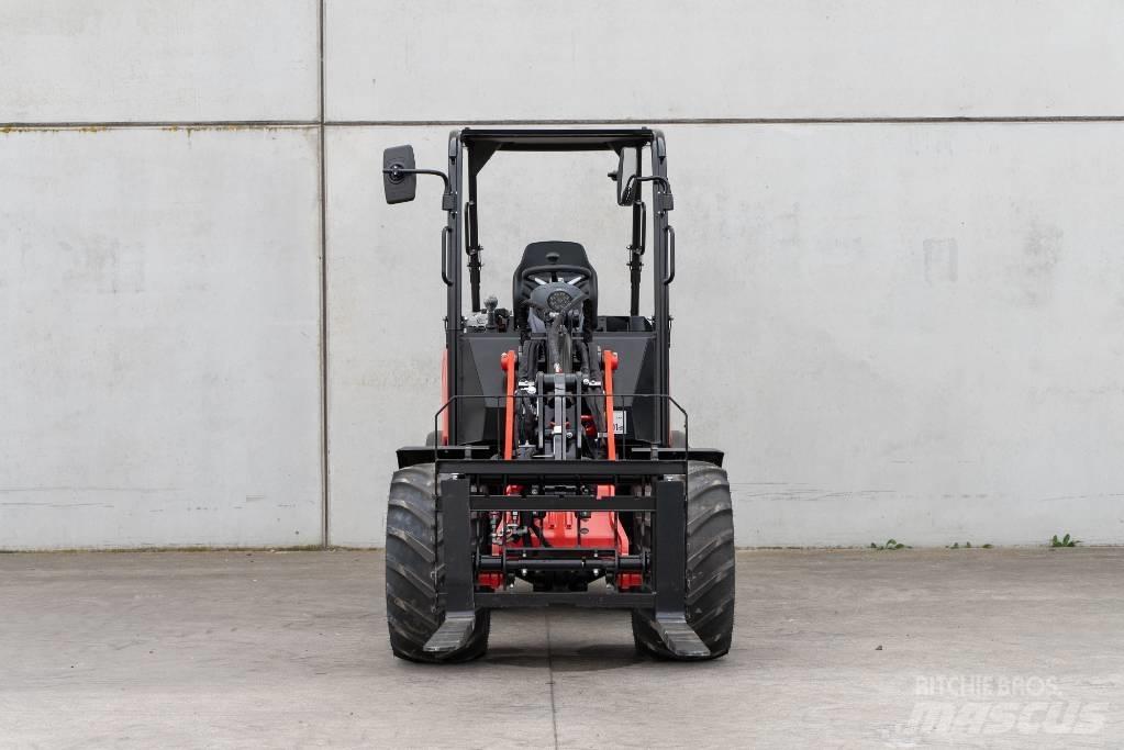 Manitou MLA 3-25HC Мини товарачи