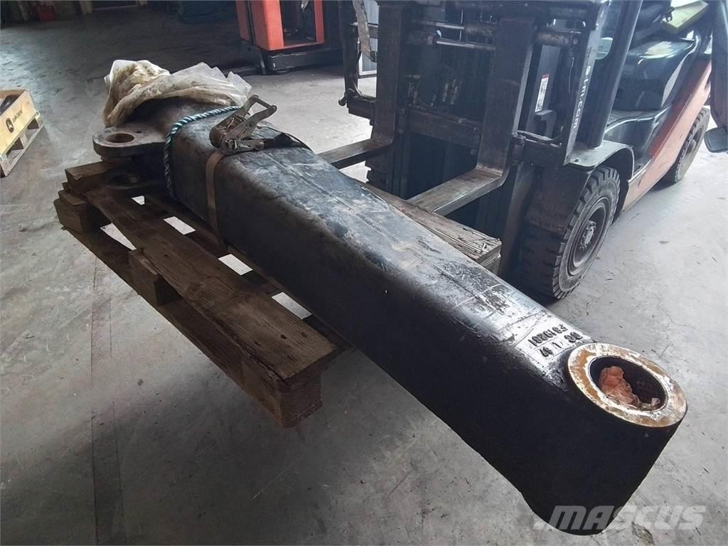 John Deere Cf885 Претоварващи кранове