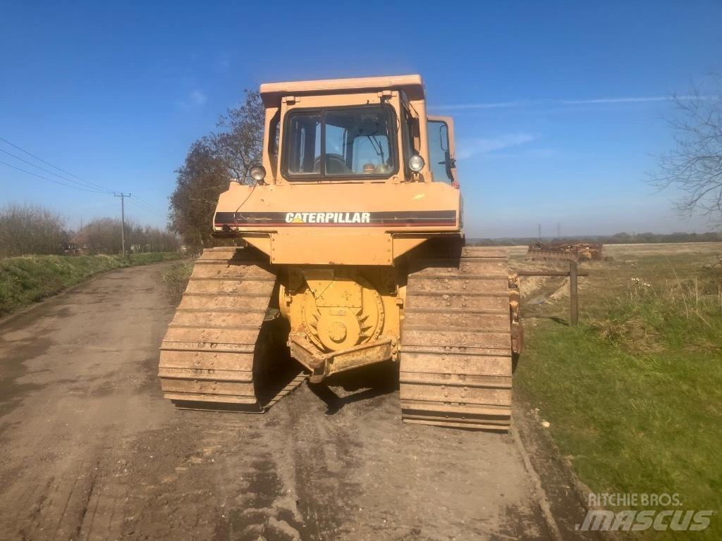 CAT D 6 H LGP II Верижни булдозери
