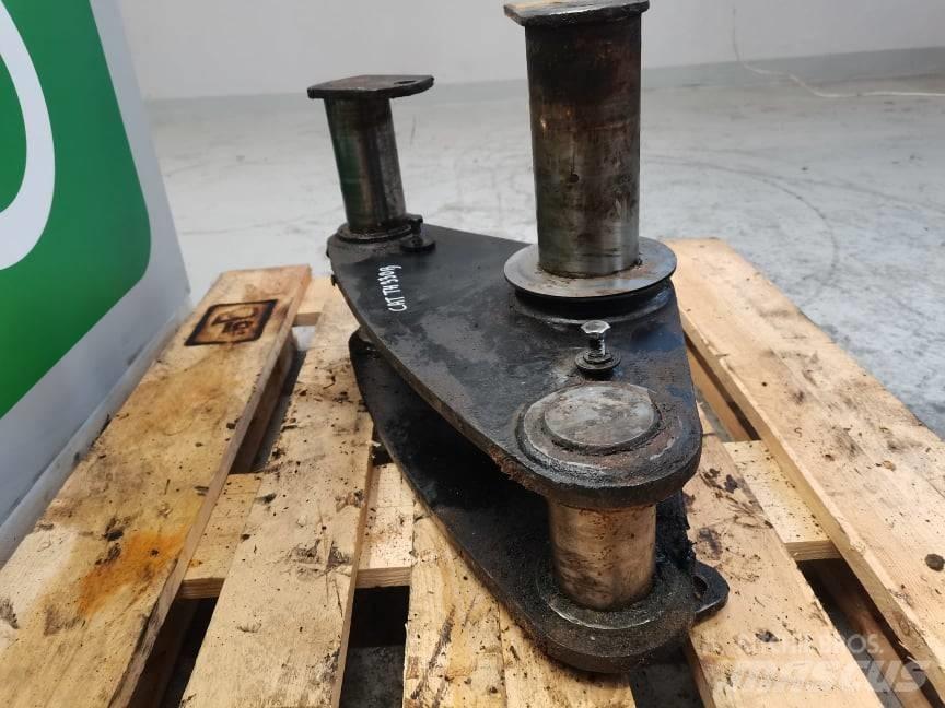CAT TH 330 {Banan} Стрели и рамена
