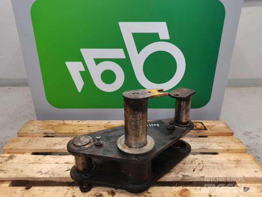 CAT TH 330 {Banan} Стрели и рамена
