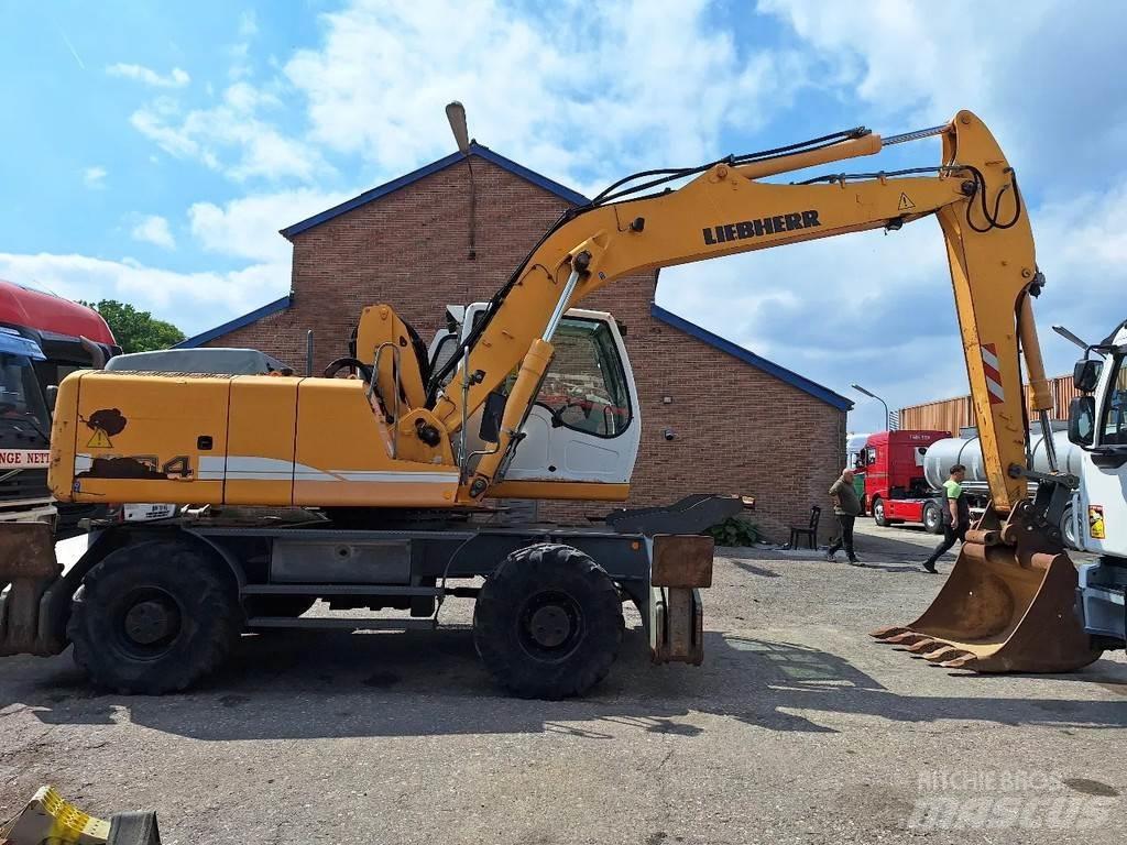Liebherr A904C Колесни екскаватори