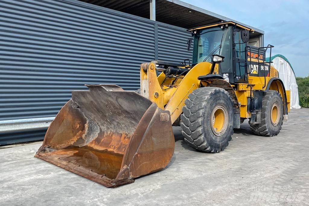 CAT 962M Колесни товарачи