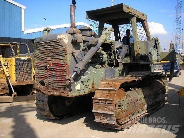 CAT D8K Верижни булдозери
