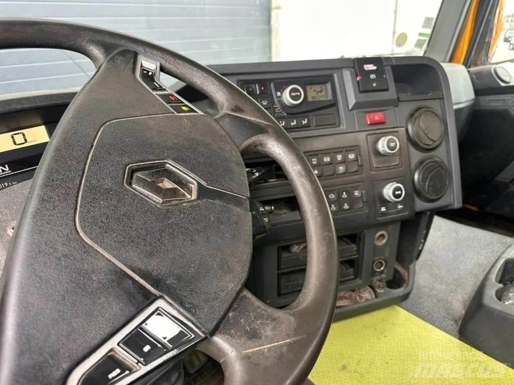 Renault Kerax 430 Самосвал