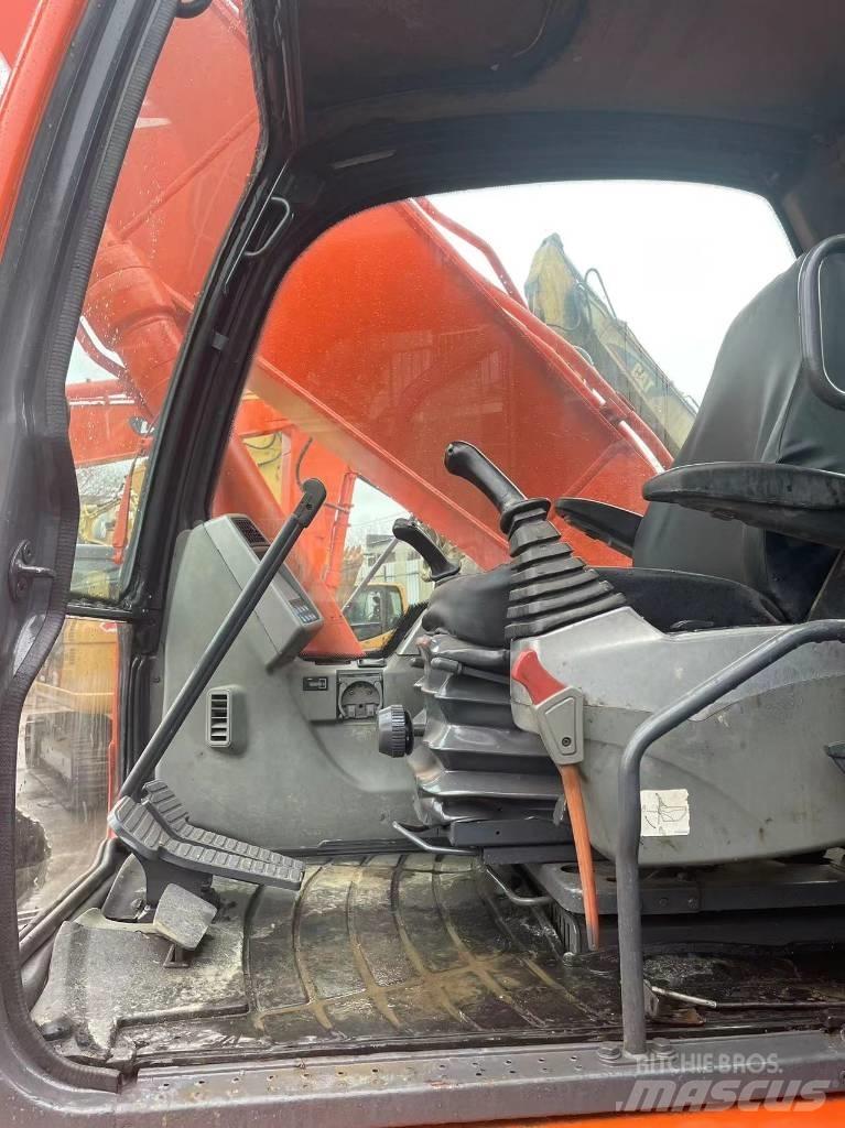 Doosan DX 225 Верижен екскаватор