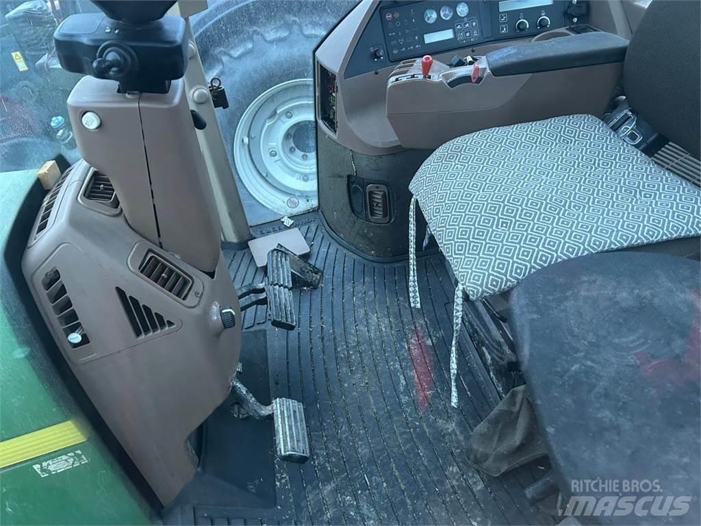 John Deere 8100 Трактори