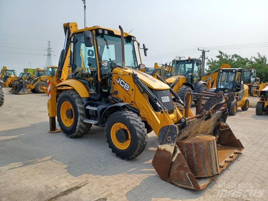 JCB 3CX PLUS AEC Товарач със заден ексватор