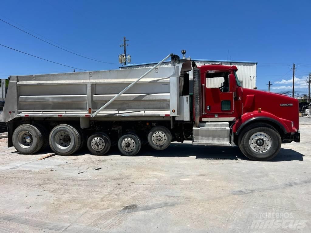 Kenworth T 800 Самосвал