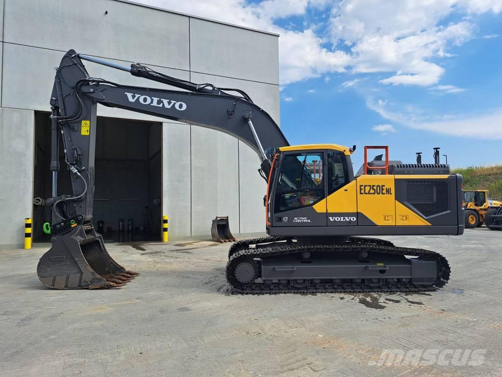 Volvo EC250ENL Верижен екскаватор