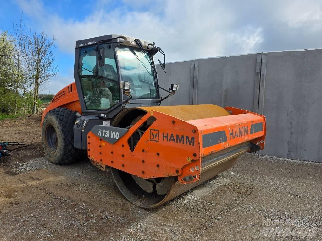 Hamm H13i VIO Еднобарабанни ролки
