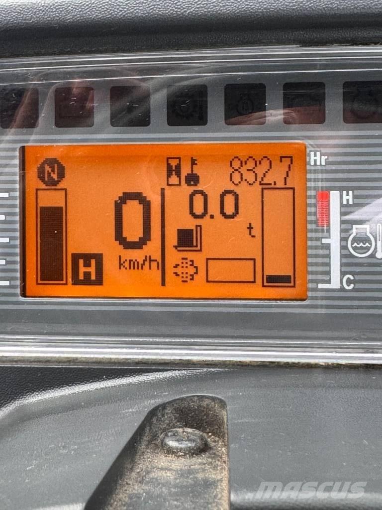 Mitsubishi FD 25 N3 Дизелови камиони