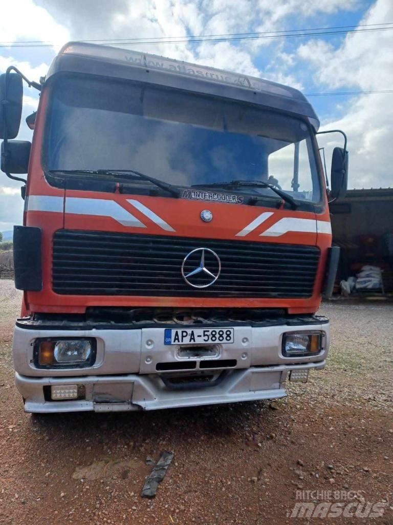 Mercedes-Benz 1638 Бордови