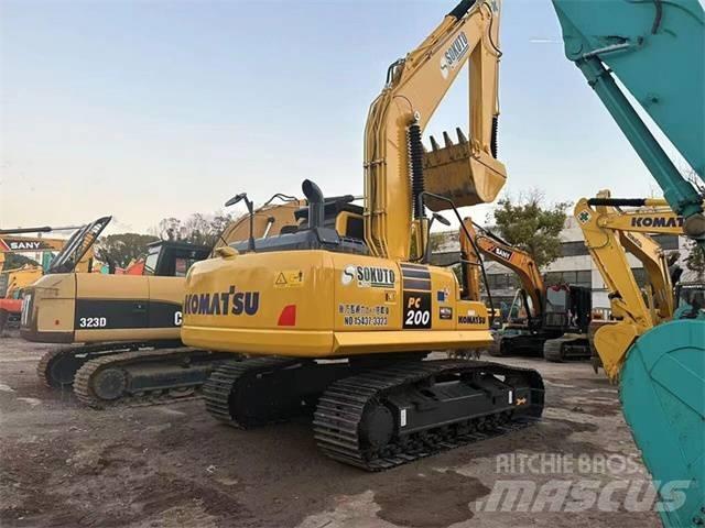 Komatsu PC 200-8 Верижен екскаватор