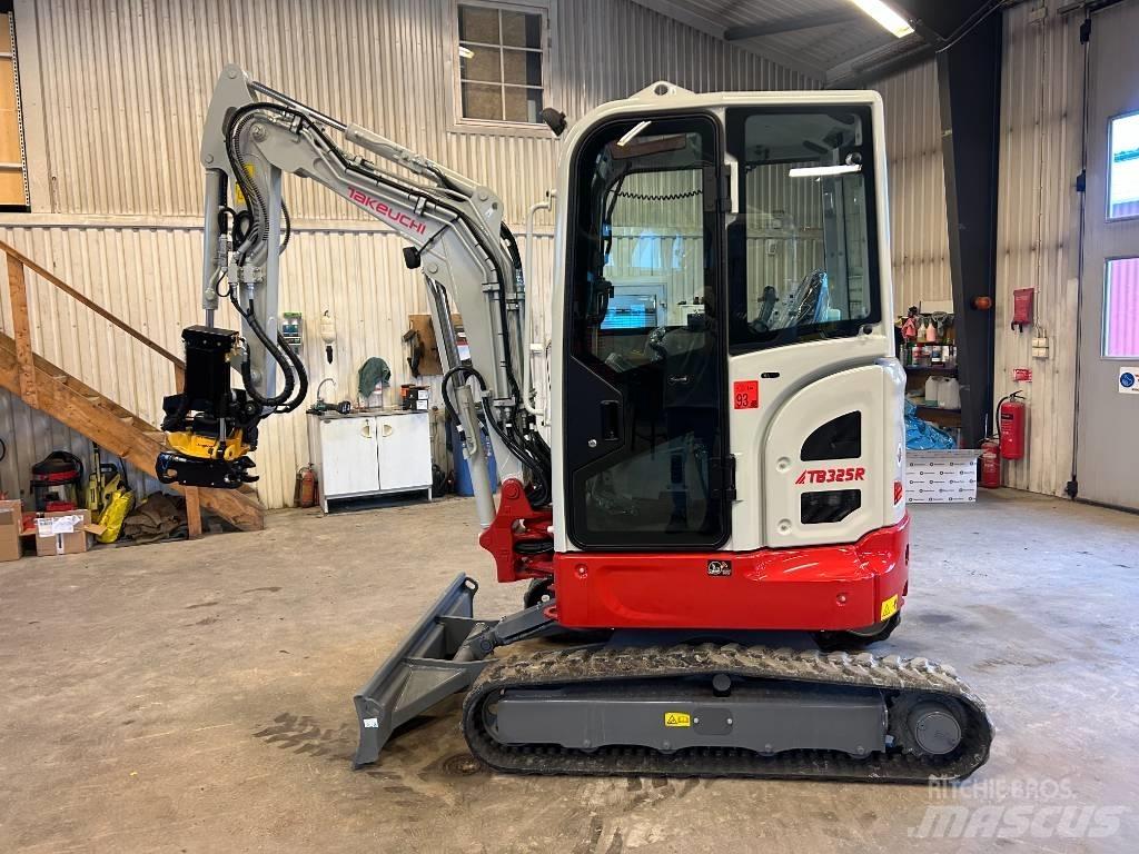 Takeuchi TB325 Мини екскаватори < 7 т