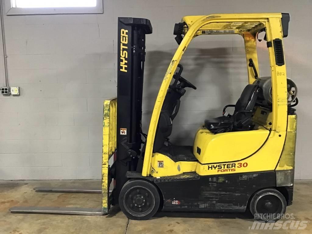 Hyster S 30 FT Вилични кари-повдигачи - други