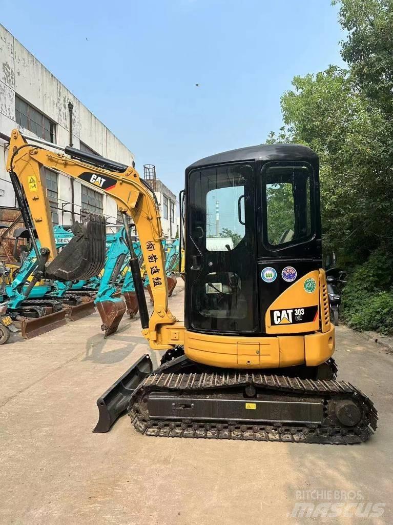 CAT 303 Верижен екскаватор