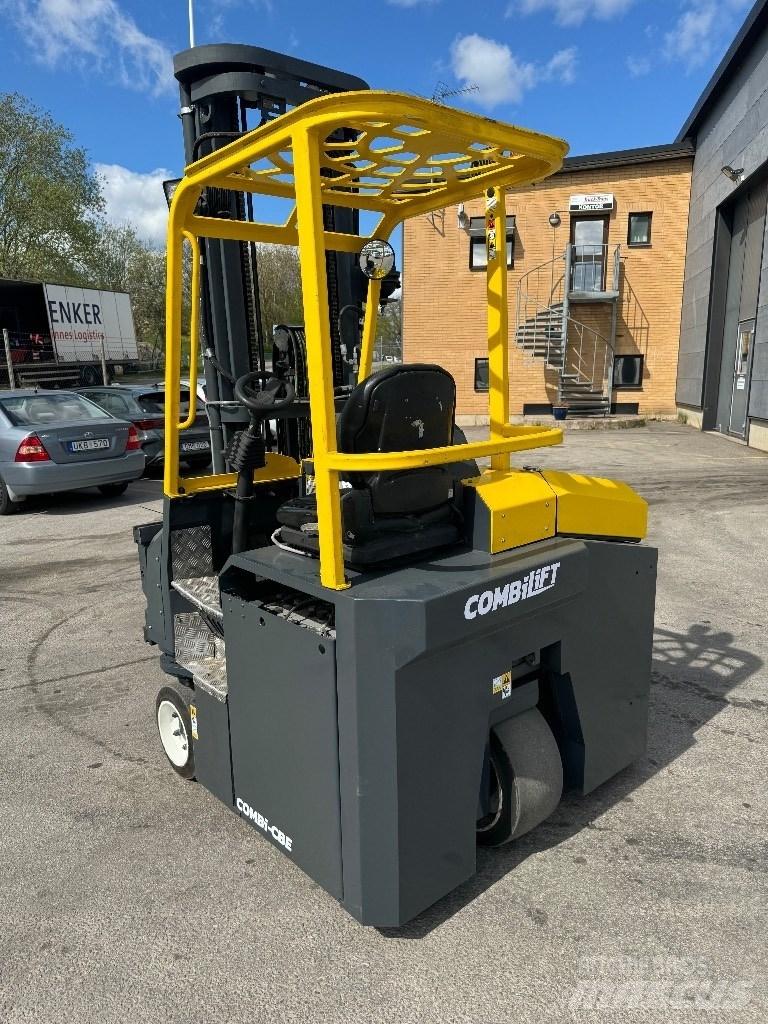 Combilift CBE3000 Повдигач с движение в 4 посоки