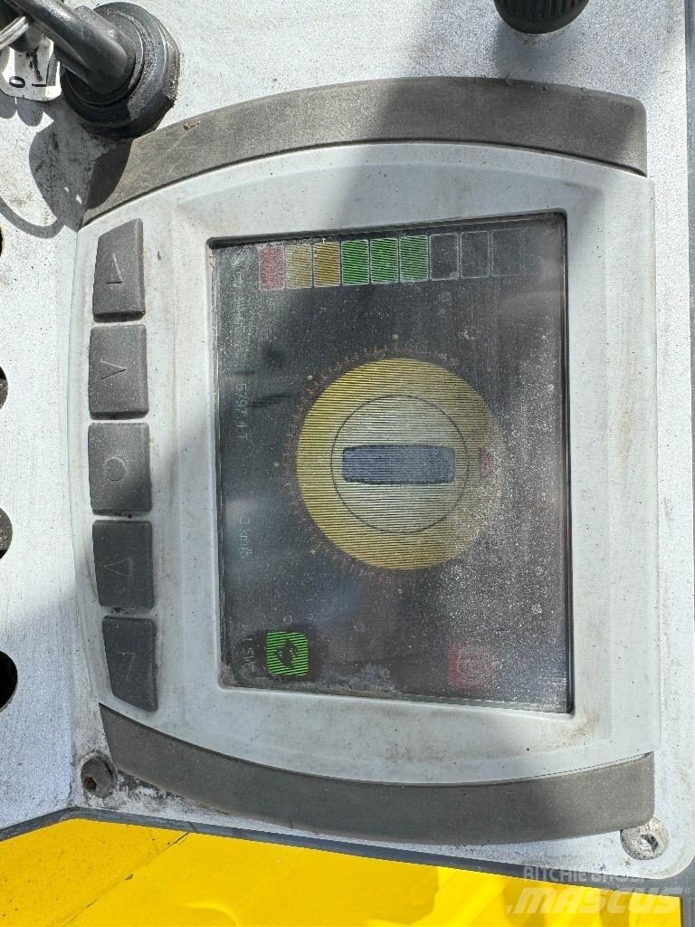 Combilift CBE3000 Повдигач с движение в 4 посоки