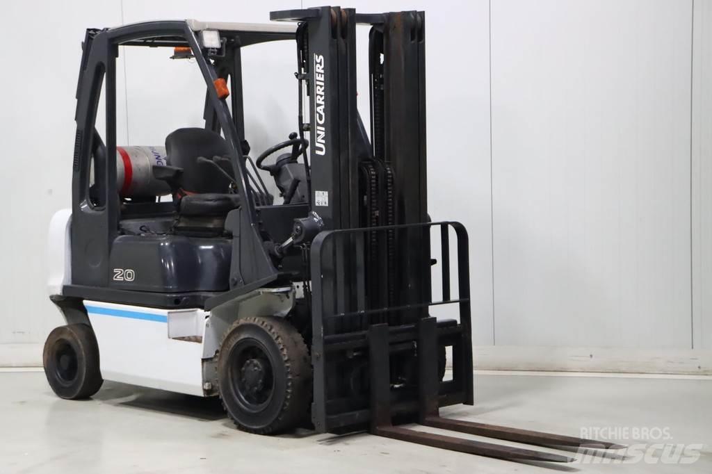 Nissan U1D2A20LQ Камиони с АГУ