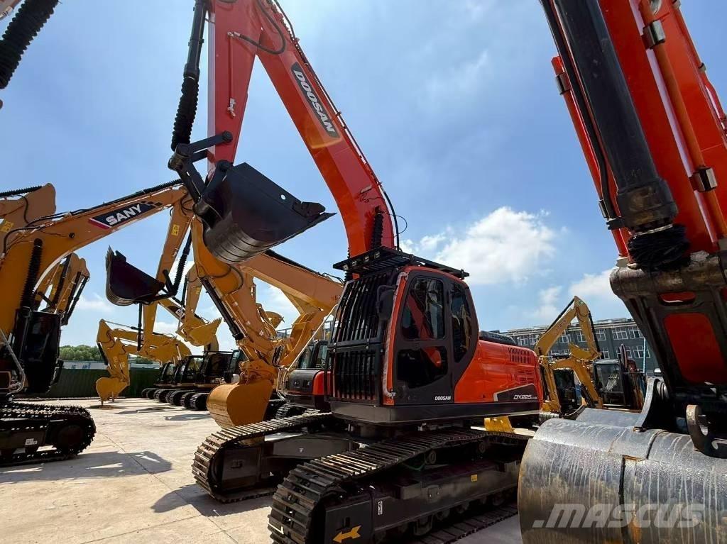 Doosan DX 225 Верижен екскаватор