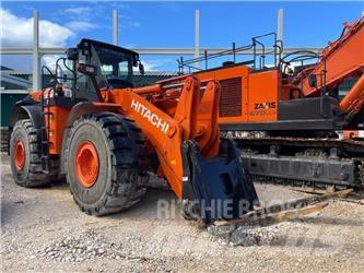Hitachi ZW 370 Колесни товарачи