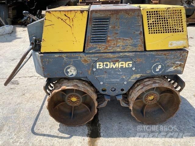 Bomag BW 850 T Двойни барабанни ролки
