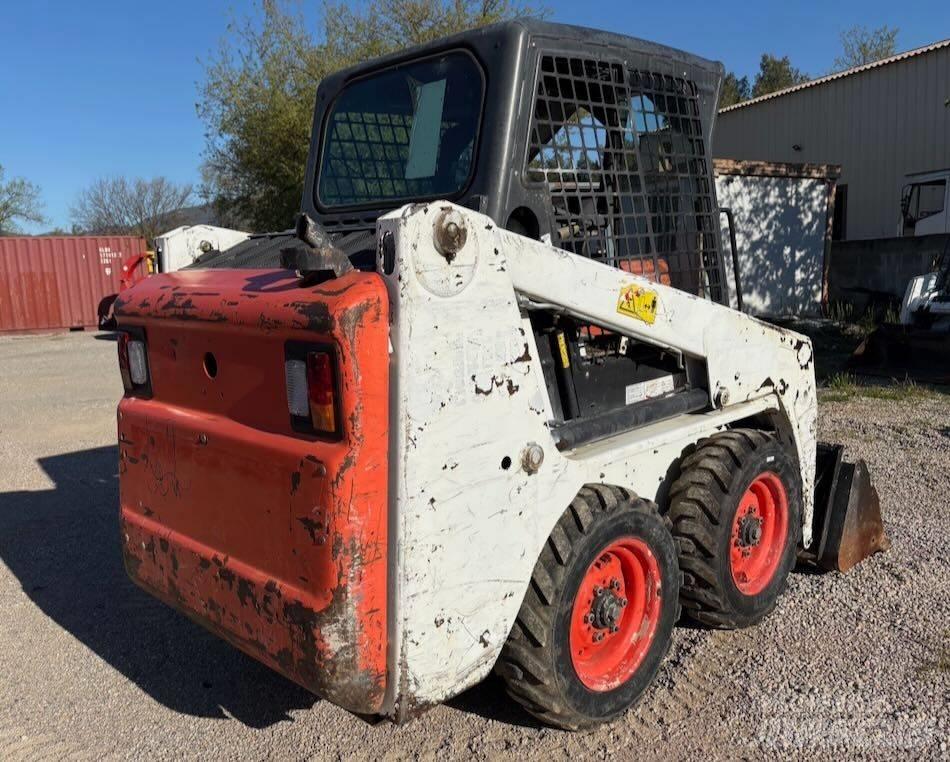 Bobcat S 100 Мини товарачи
