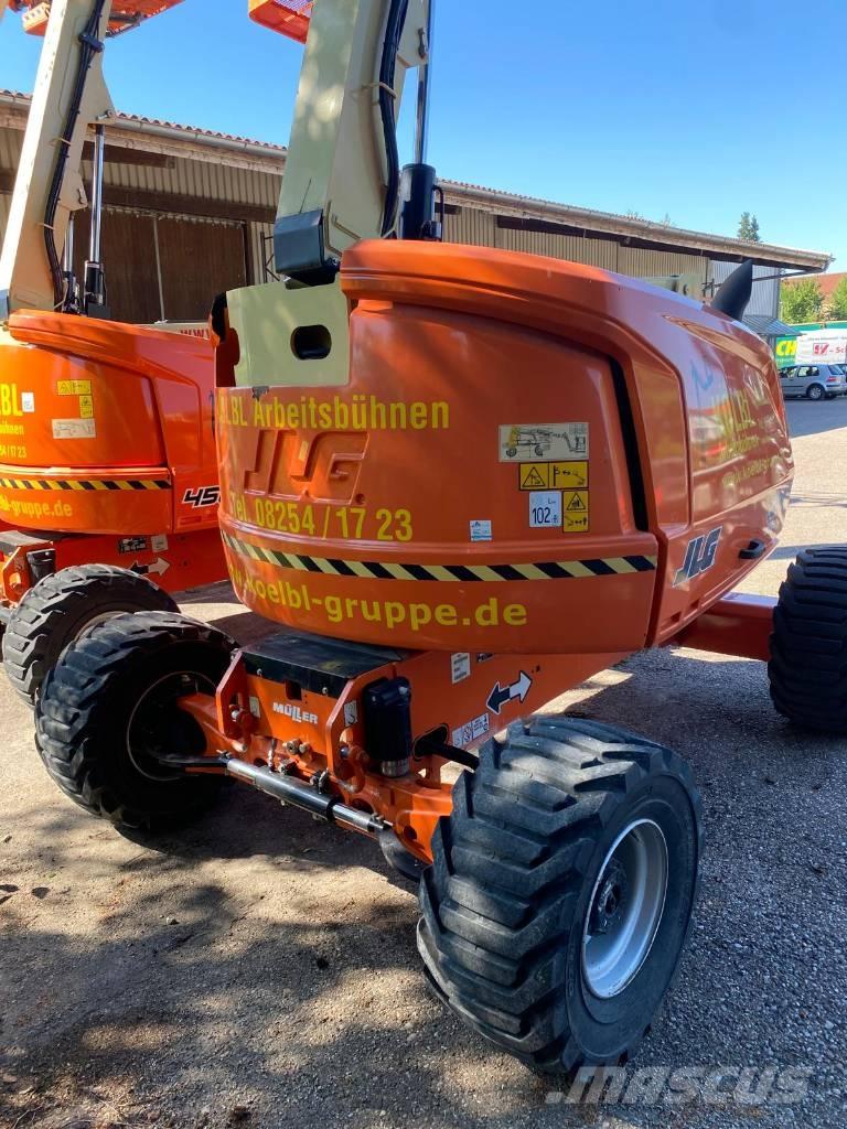JLG 520 AJ Съчленени стрелови подемници