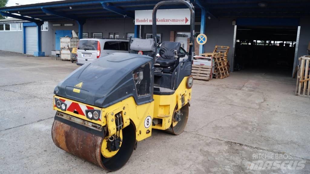 Bomag BW 100 AD-5 Двойни барабанни ролки
