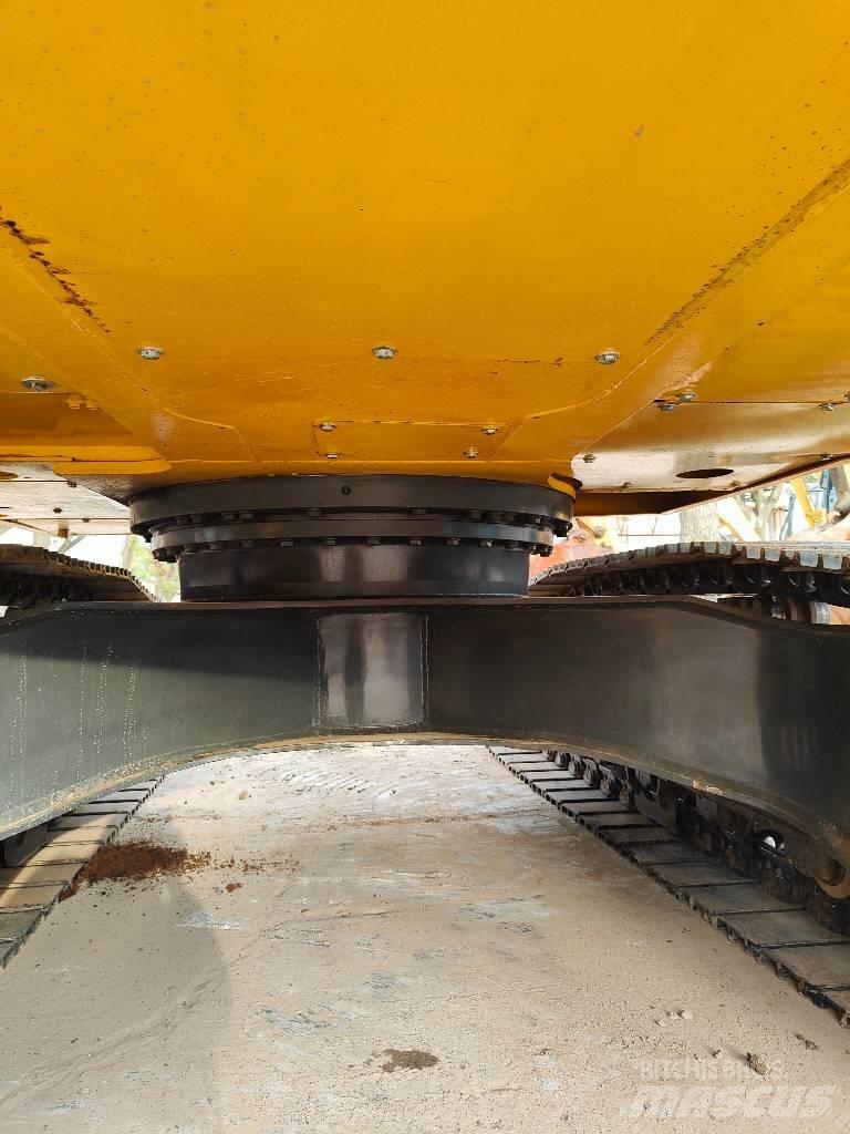 Komatsu PC200 Верижен екскаватор