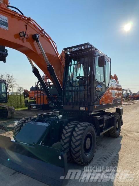 Doosan DX 210 W Колесни екскаватори