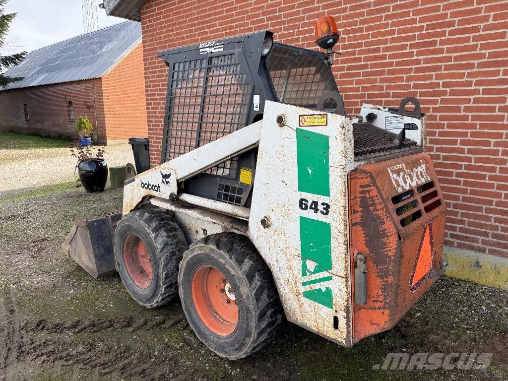 Bobcat 643 Мини товарачи
