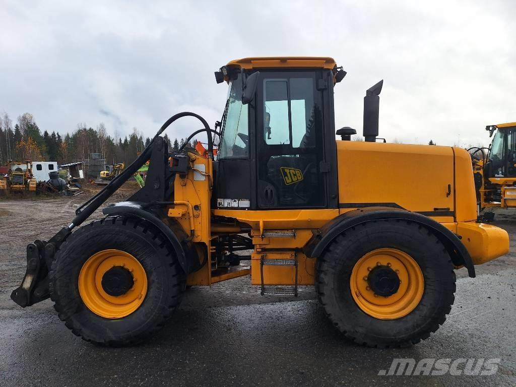 JCB 412 S Колесни товарачи