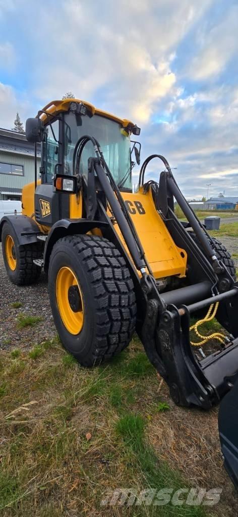 JCB 412 S Колесни товарачи