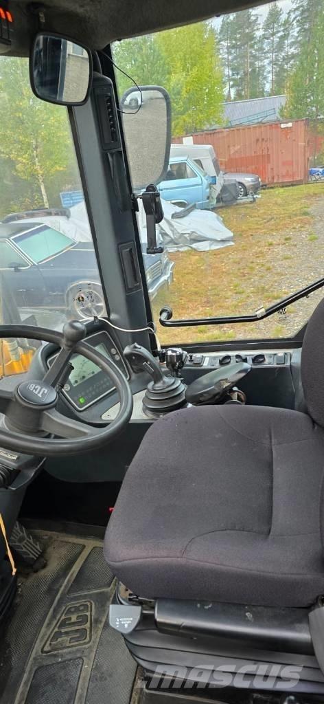 JCB 412 S Колесни товарачи