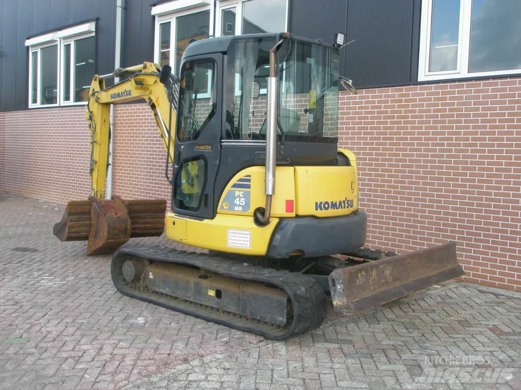 Komatsu PC45MR-3 Мини екскаватори < 7 т