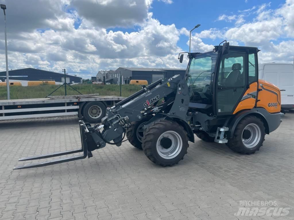 GiANT g5000 Многофункционални товарачи