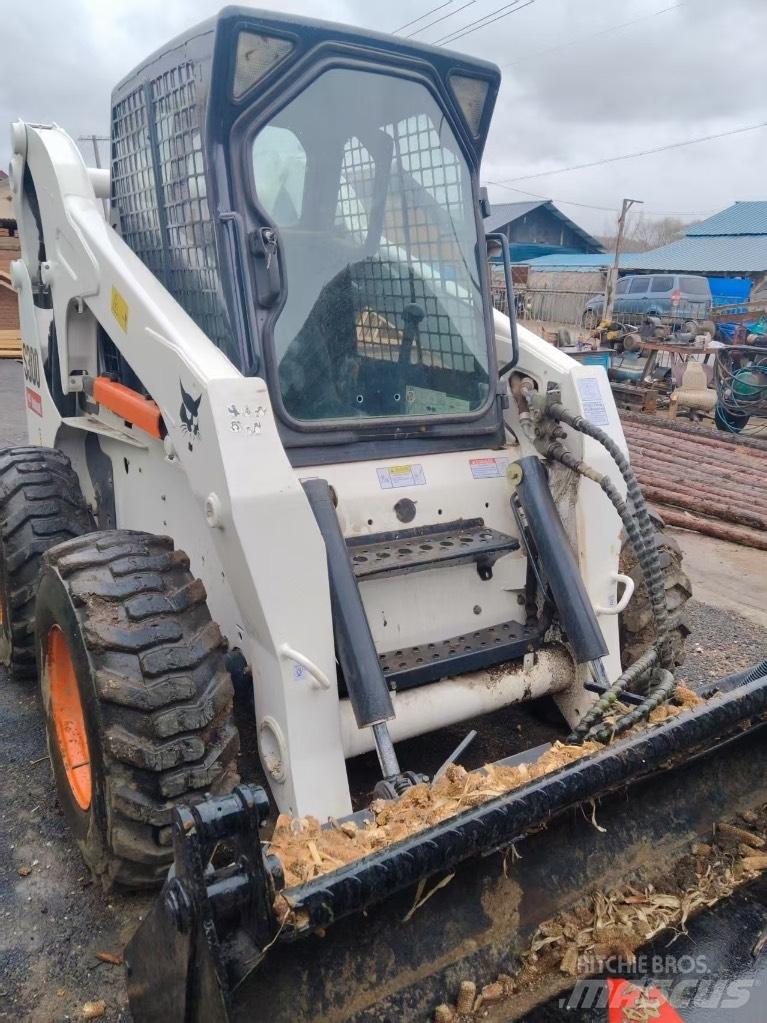 Bobcat S 300 Мини товарачи
