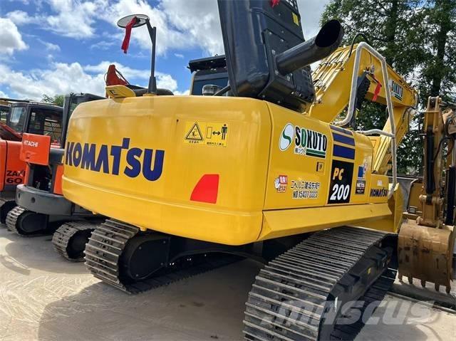 Komatsu PC 200-8 Верижен екскаватор