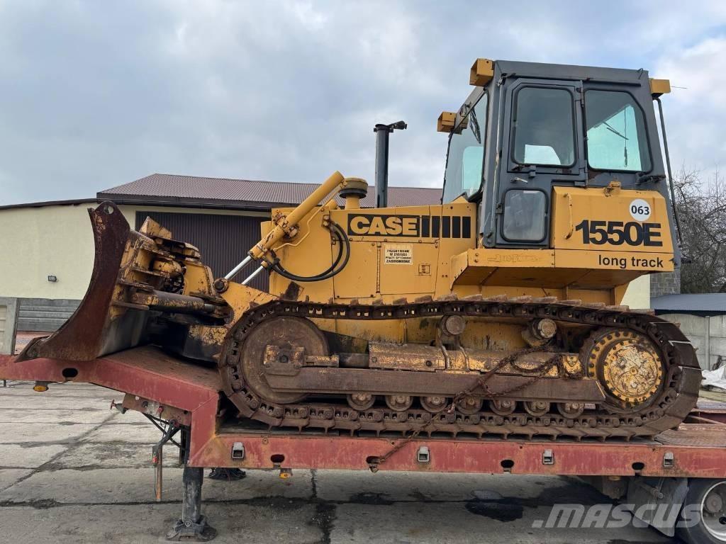 CASE 1550 E Верижни булдозери
