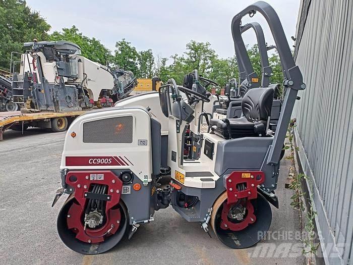 Dynapac CC900S Теглени вибрационни валяци
