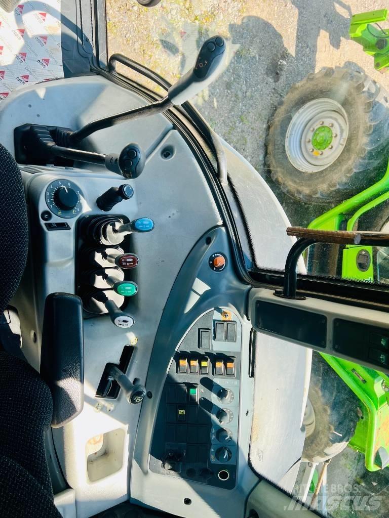 Valtra T 121 Трактори