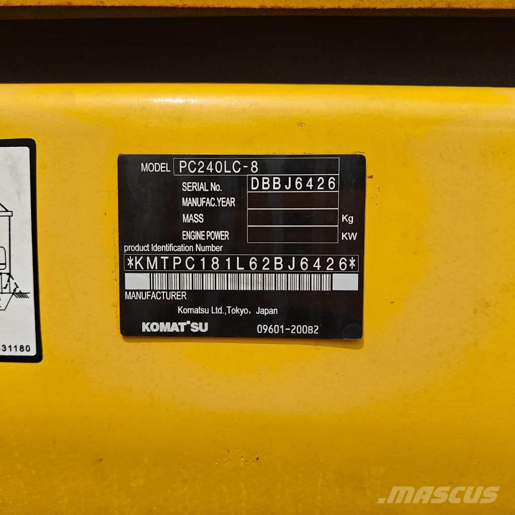 Komatsu 240-8 Верижен екскаватор