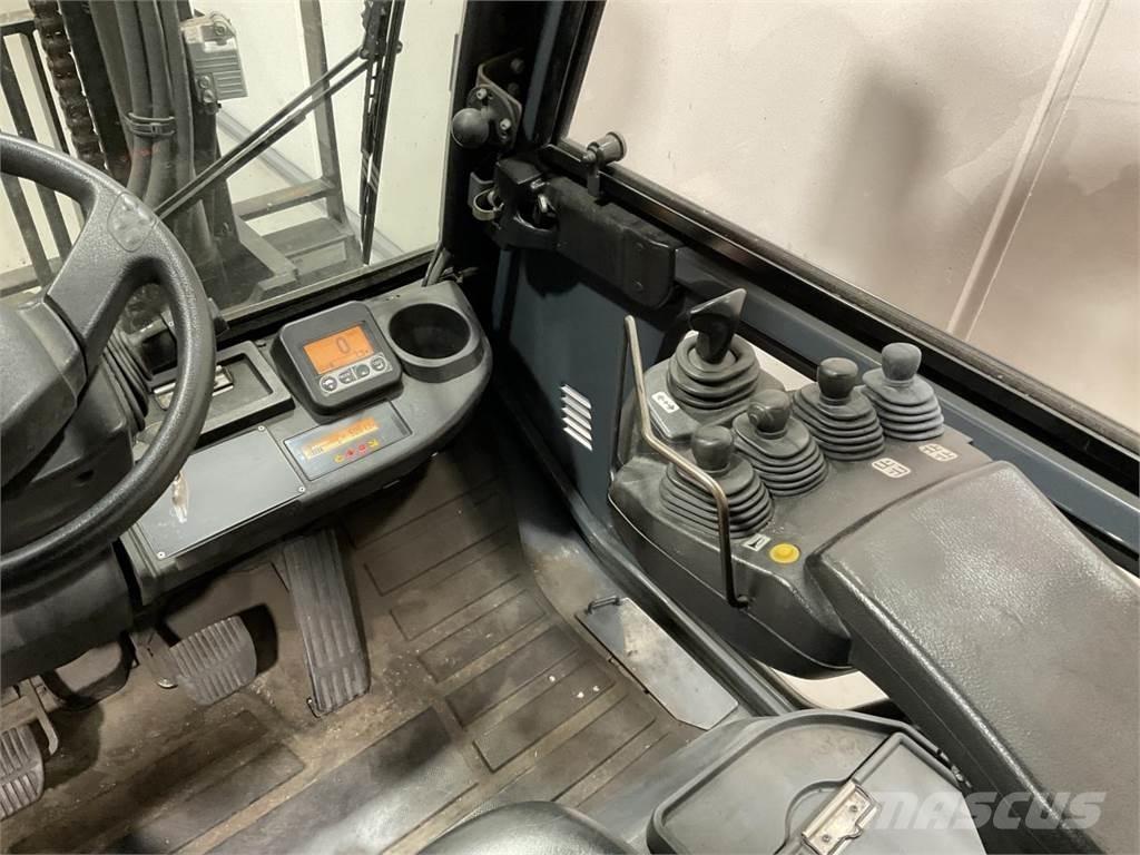 Toyota 40-8FD40N Дизелови камиони